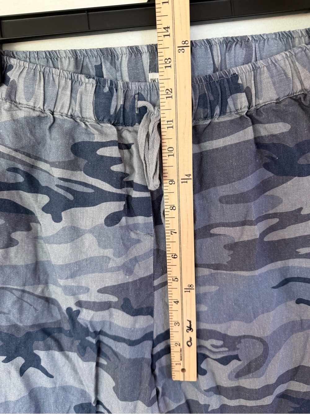 Johnny Was JW Los Angeles Linen Camo Pants with Embroidered bottom - Picture 4 of 8